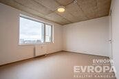Nabízíme Vám k pronájmu moderní byt o dispozici 1+kk a velikosti 28,5 m2 v Rezidence Unity na Gočáro, cena 12000 CZK / objekt / měsíc, nabízí 