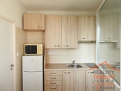 Pronájem, Byt 1+kk, Hradec Králové, cena 12000 CZK / objekt / měsíc, nabízí Fortunae s.r.o.