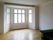 Prostorný byt 3+kk, 2.patro,100m2,+ balkon 8m2, G.očárova, Hradec Králové, cena 20000 CZK / objekt / měsíc, nabízí Mgr. Jan Vodenka