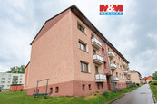 Prodej bytu 2+1 v Rokytnici v Orlických horách, ul. Sídliště, cena 2400000 CZK / objekt, nabízí 