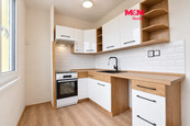 Pronájem bytu 1+1, 35 m2, Hradec Králové, ul. Sekaninova, cena 13000 CZK / objekt / měsíc, nabízí 