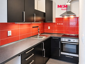 Pronájem, byt 1+kk, Hradec Králové, ul. Rybova, cena 12000 CZK / objekt / měsíc, nabízí 