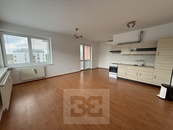 Pronájem bytu 2+kk 59 m2, Hradec Králové - Třebeš, cena 19000 CZK / objekt / měsíc, nabízí 