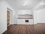 Prodej družstevního bytu 3+kk, Malé náměstí 190, Broumov, cena 590869 CZK / objekt, nabízí 