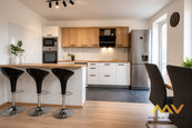 Pronájem podkrovního bytu 3+1, 92 m2/balkon, Hradec Králové - centrum., cena 21500 CZK / objekt / měsíc, nabízí Miroslav Vodehnal, Realitní kancelář