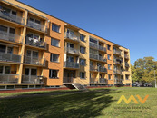 Prodej bytu 1+1, 41 m2 s balkonem 4 m2 a výhledem do zeleně - Hradec Králové, ul. Jungmannova., cena 4190000 CZK / objekt, nabízí 