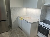 Pronájem samostatného pokoje, cena 9500 CZK / objekt / měsíc, nabízí Sluníčko reality