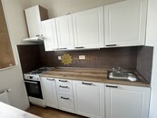 Pronájem bytu 3+kk v centru HK, garáž, cena 19000 CZK / objekt / měsíc, nabízí Sluníčko reality