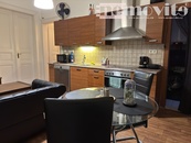 Pronájem bytu 2+kk 50 m2, ulice ČSA v Hradci Králové, cena 18000 CZK / objekt / měsíc, nabízí 